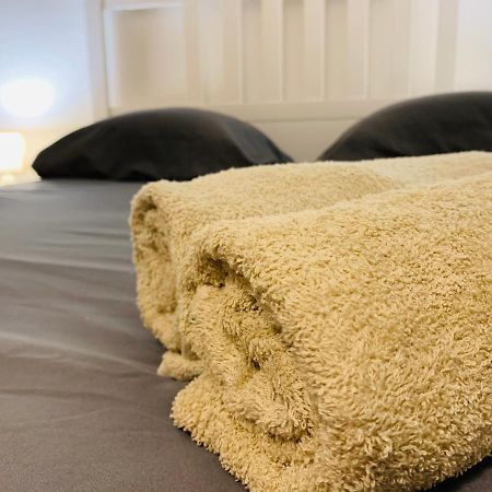 Rose Appartement Маноск Екстериор снимка