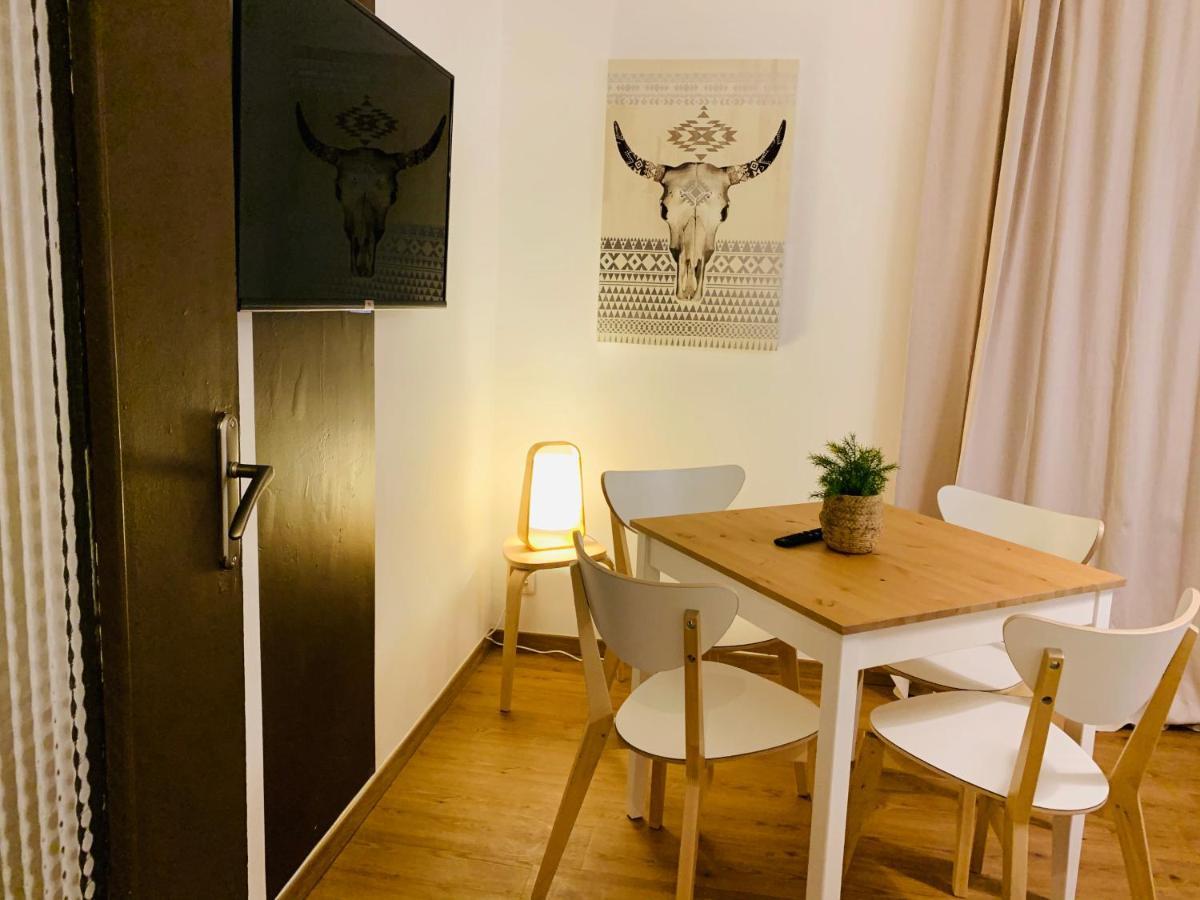 Rose Appartement Маноск Екстериор снимка