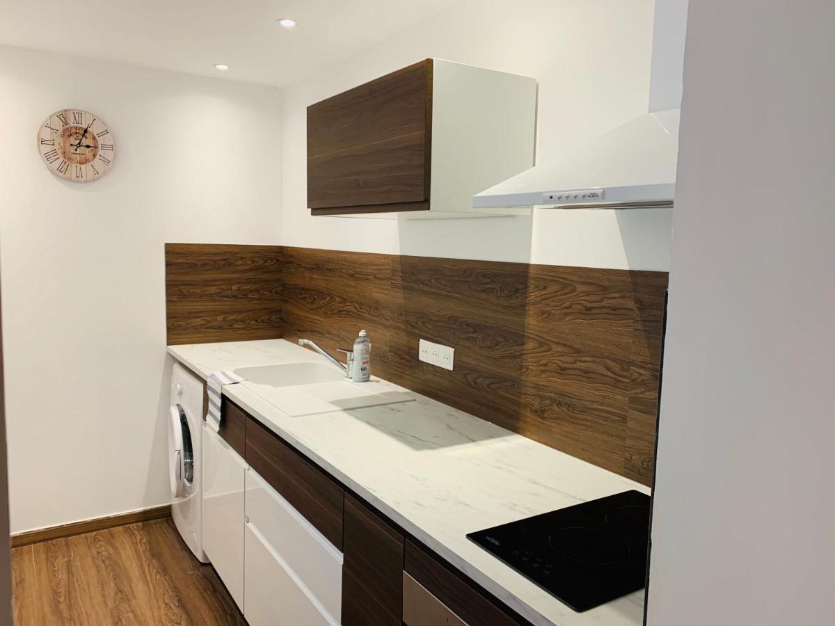 Rose Appartement Маноск Екстериор снимка